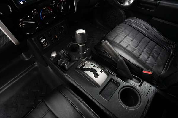 2014 Toyota FJ Cruiser GSJ15R