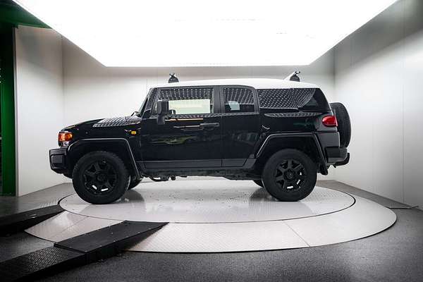 2014 Toyota FJ Cruiser GSJ15R