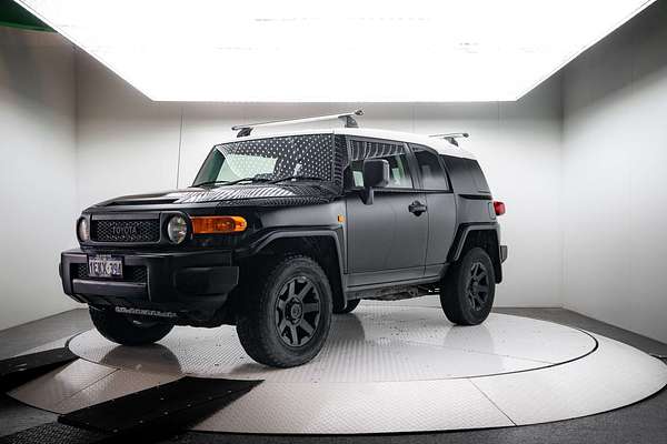 2014 Toyota FJ Cruiser GSJ15R