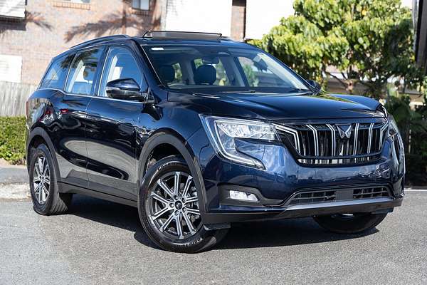 2025 Mahindra XUV700 AX7L