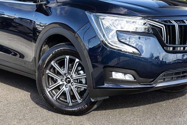2025 Mahindra XUV700 AX7L