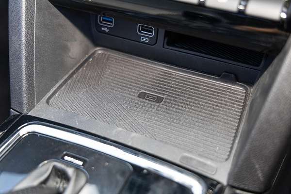 2025 Mahindra XUV700 AX7L