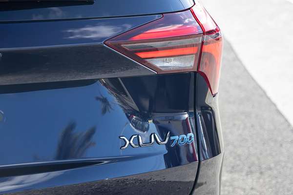 2025 Mahindra XUV700 AX7L
