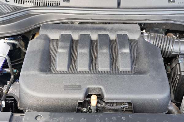2025 Mahindra XUV700 AX7L
