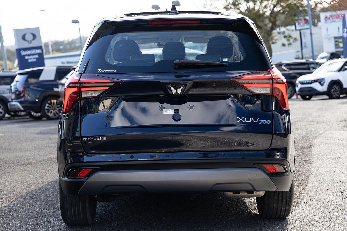 2025 Mahindra XUV700 AX7L