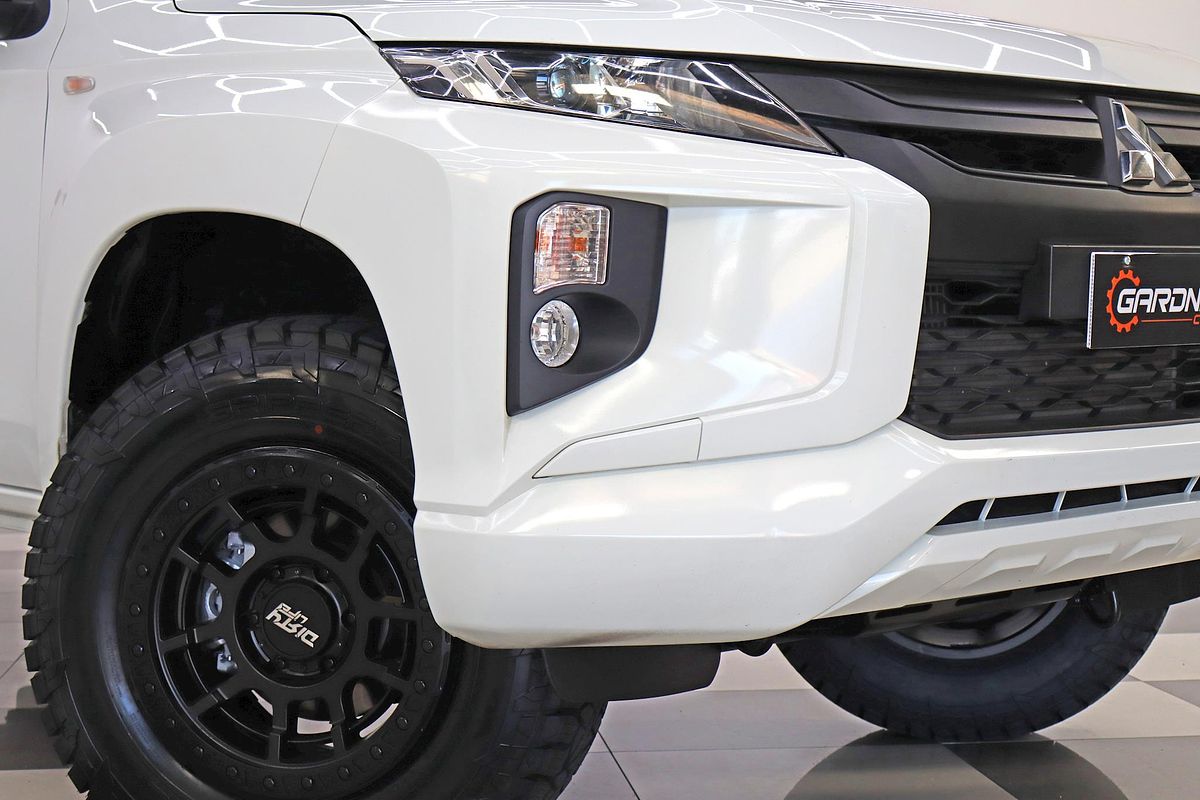 2021 Mitsubishi Triton GLX MR 4X4