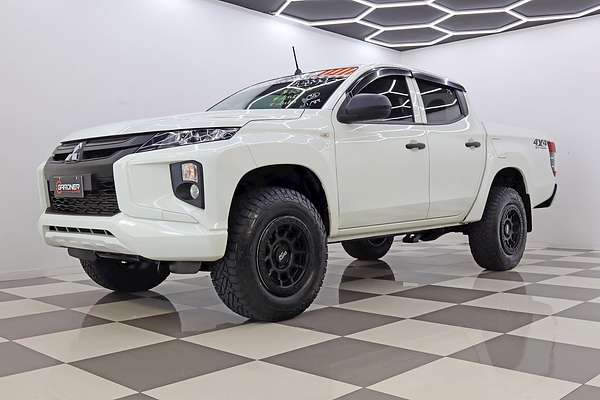 2021 Mitsubishi Triton GLX MR 4X4