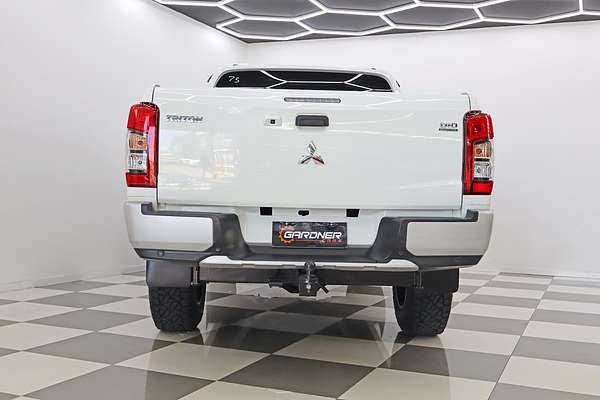 2021 Mitsubishi Triton GLX MR 4X4