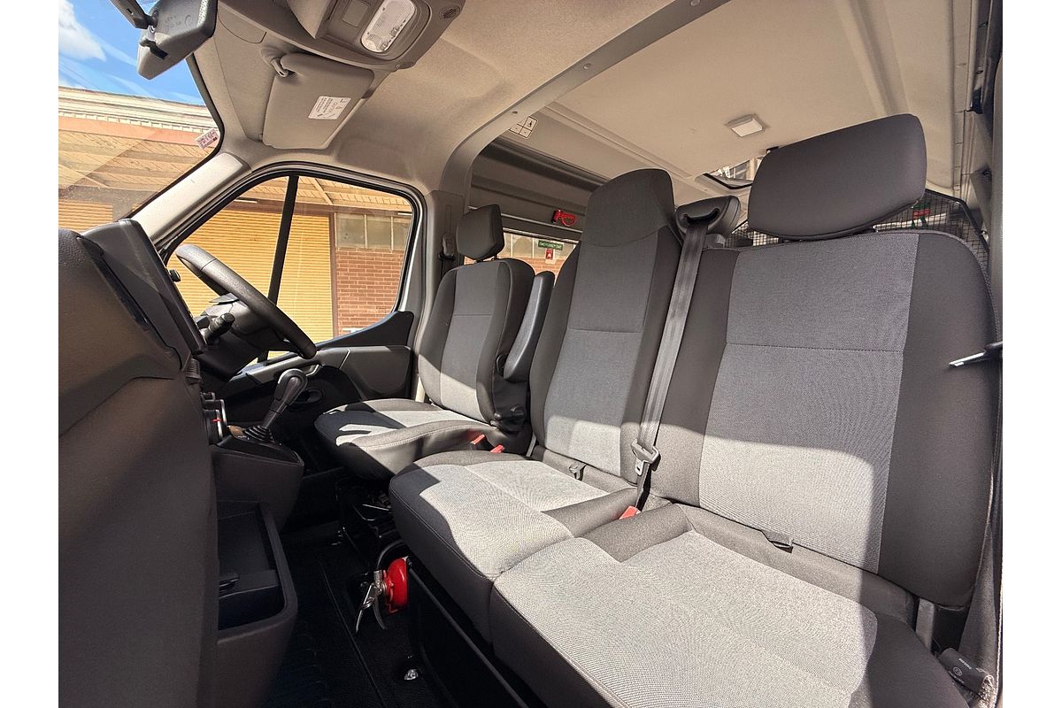 2021 Renault Master Pro 110kW X62 Phase 2 LWB Mid Roof