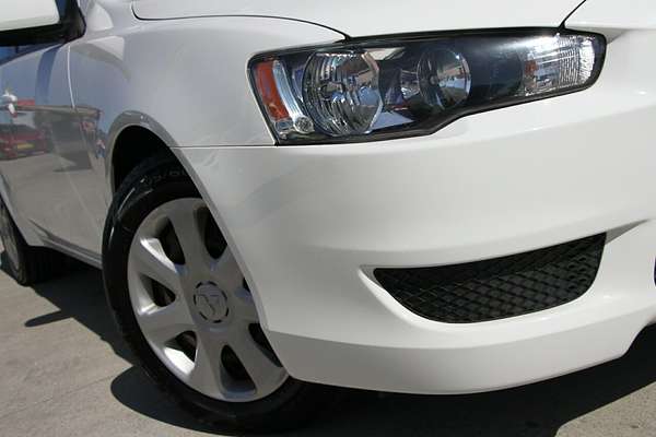 2013 Mitsubishi Lancer ES CJ