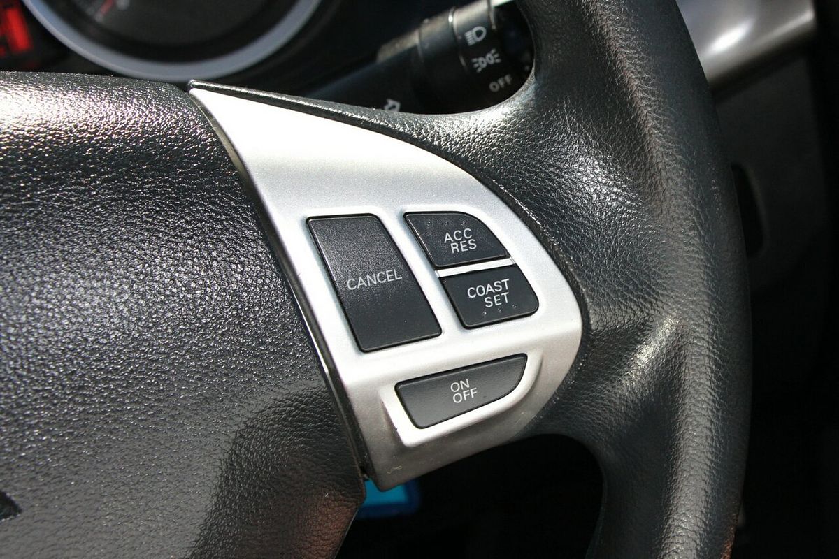 2013 Mitsubishi Lancer ES CJ