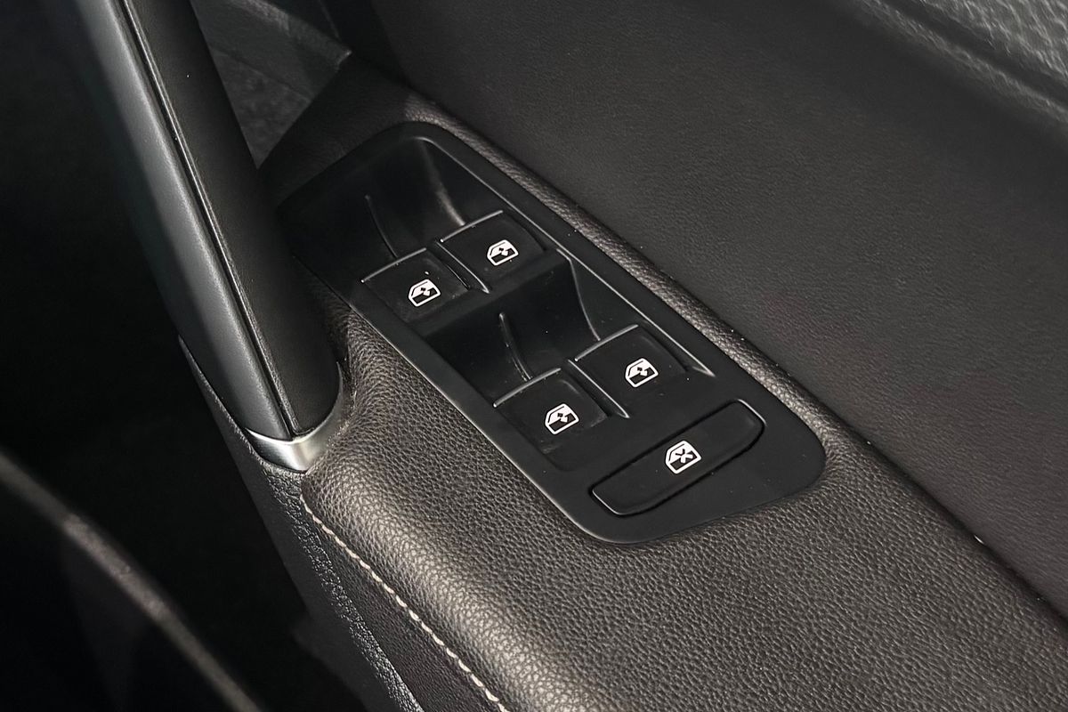 2019 Volkswagen Golf 110TSI Highline 7.5