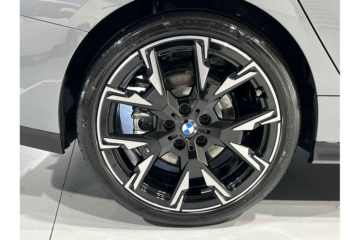 2025 BMW 2 Series 220 M Sport F74