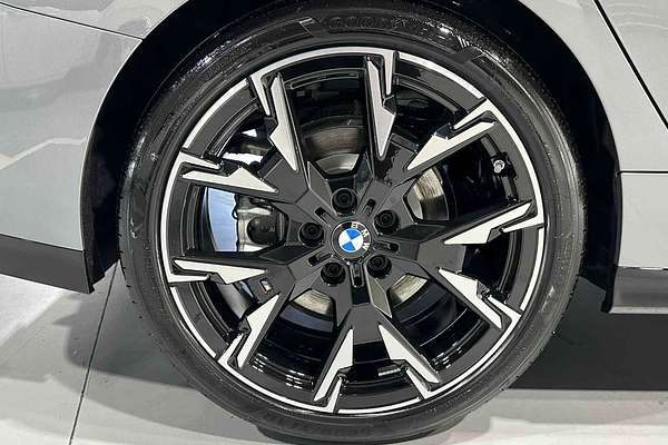 2025 BMW 2 Series 220 M Sport F74