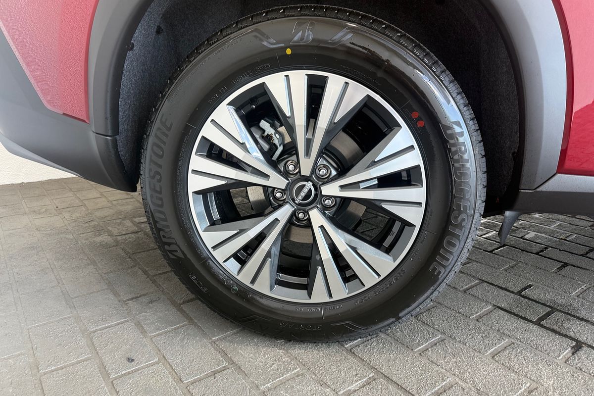 2025 Nissan X-TRAIL ST-L T33