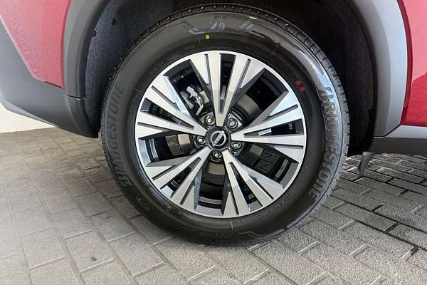 2025 Nissan X-TRAIL ST-L T33