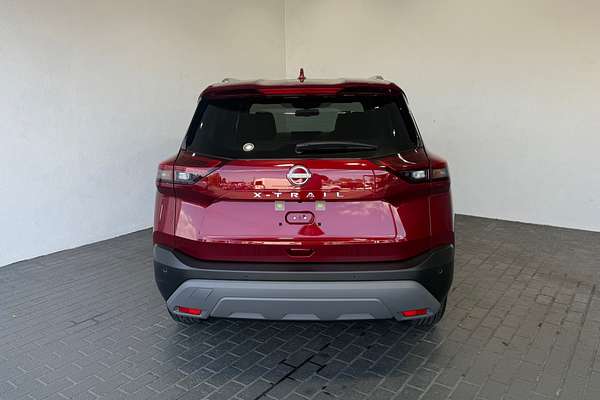 2025 Nissan X-TRAIL ST-L T33