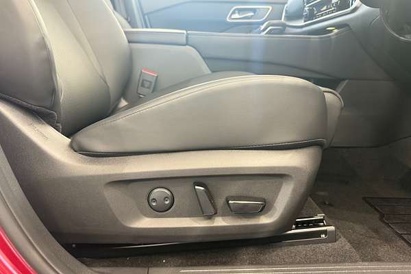 2025 Nissan X-TRAIL ST-L T33