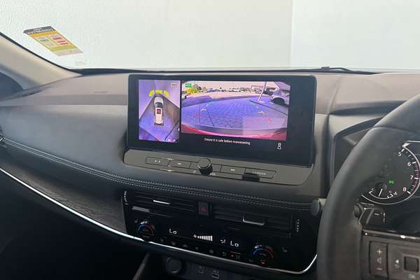 2025 Nissan X-TRAIL ST-L T33