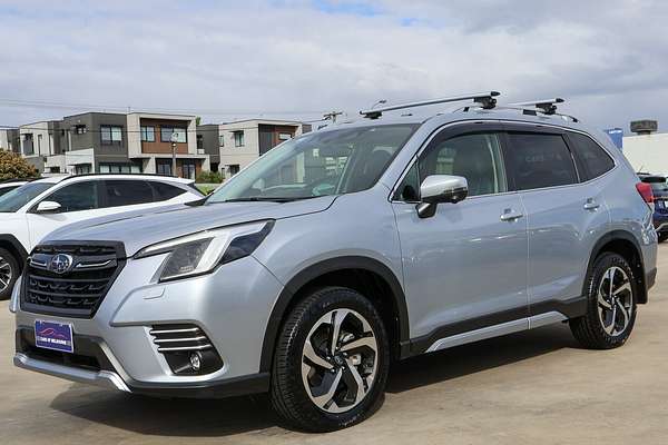 2022 Subaru Forester 2.5i-S S5