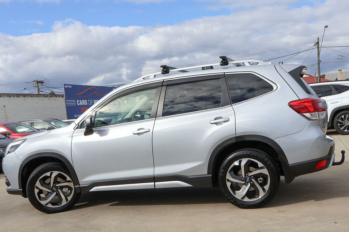 2022 Subaru Forester 2.5i-S S5