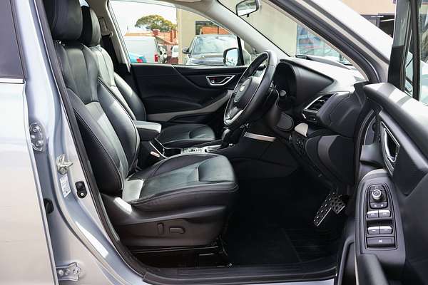 2022 Subaru Forester 2.5i-S S5