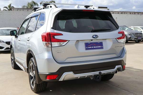 2022 Subaru Forester 2.5i-S S5