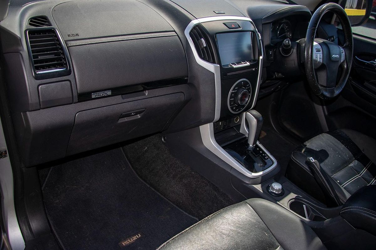 2018 Isuzu MU-X LS-T