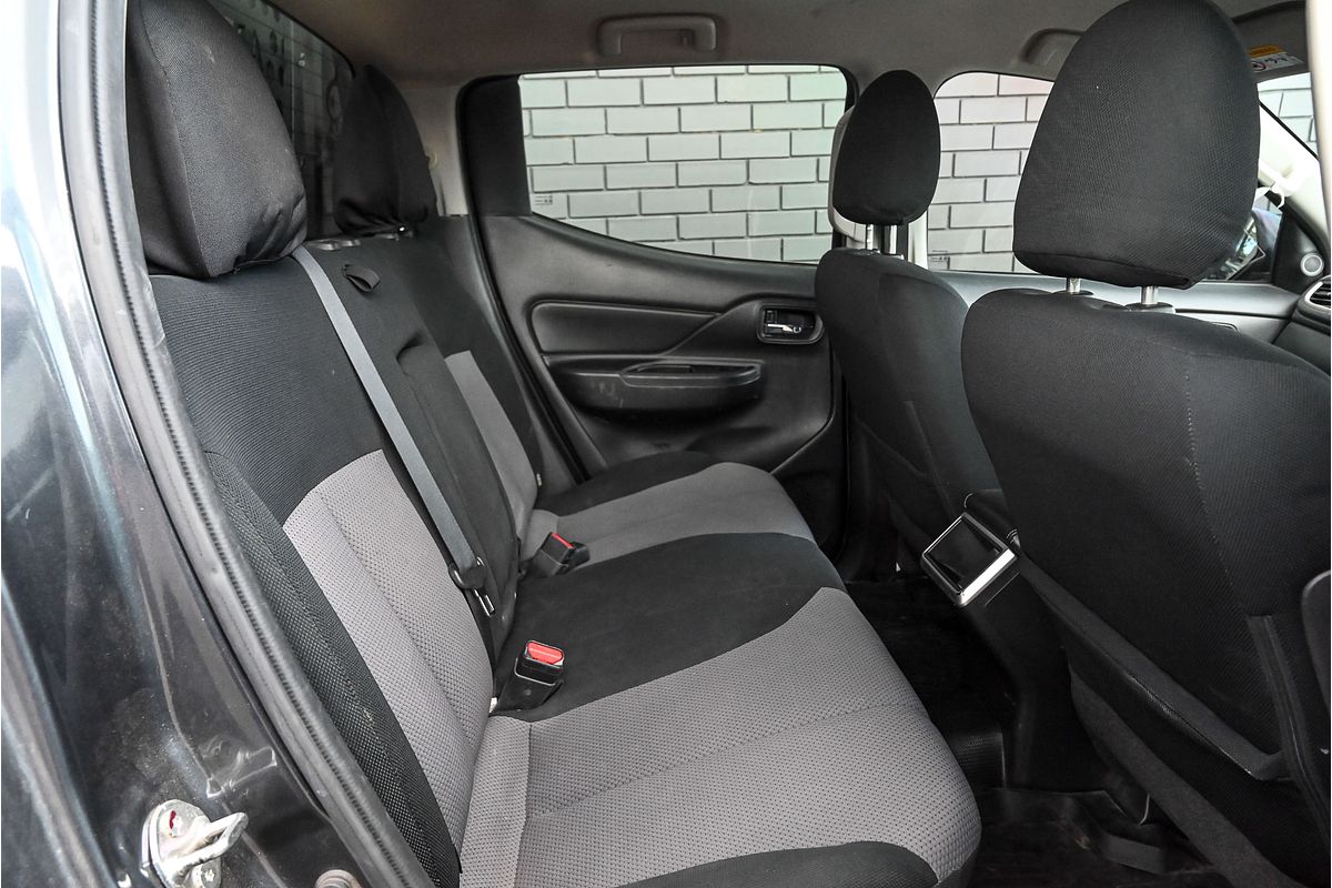 2019 Mitsubishi Triton GLX+ MR 4X4