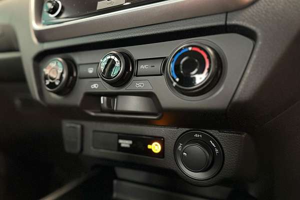 2025 Isuzu D-MAX LS-M 4X4