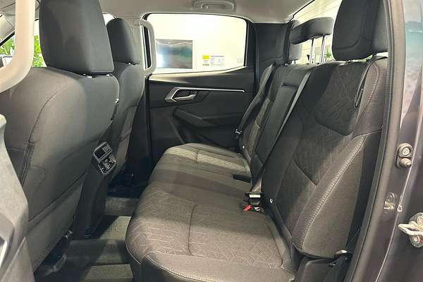 2025 Isuzu D-MAX LS-M 4X4