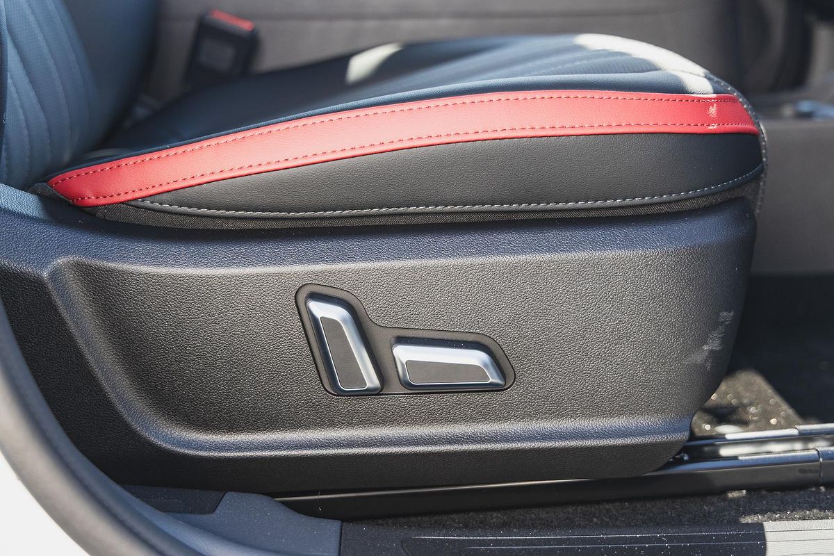 2025 GWM Ora GT ES11