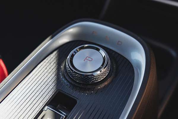 2025 GWM Ora GT ES11