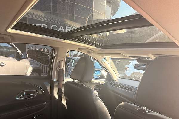 2017 Honda HR-V VTi-L