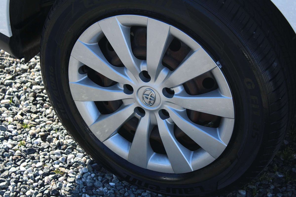 2018 Toyota Tarago GLi ACR50R