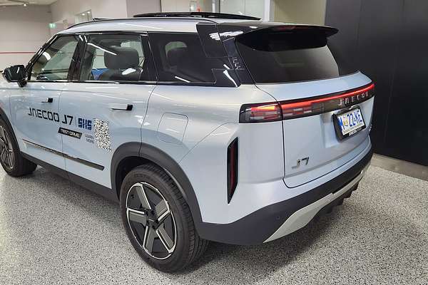 2025 Jaecoo J7 SHS Summit