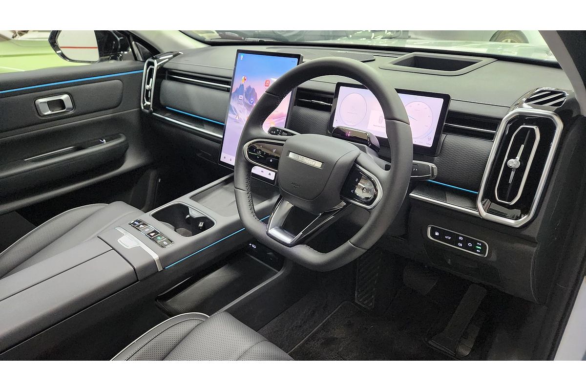 2025 Jaecoo J7 SHS Summit