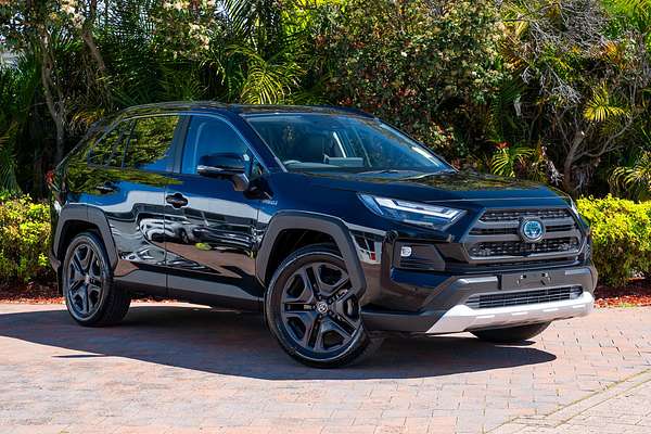 2024 Toyota RAV4 Edge AXAH54R
