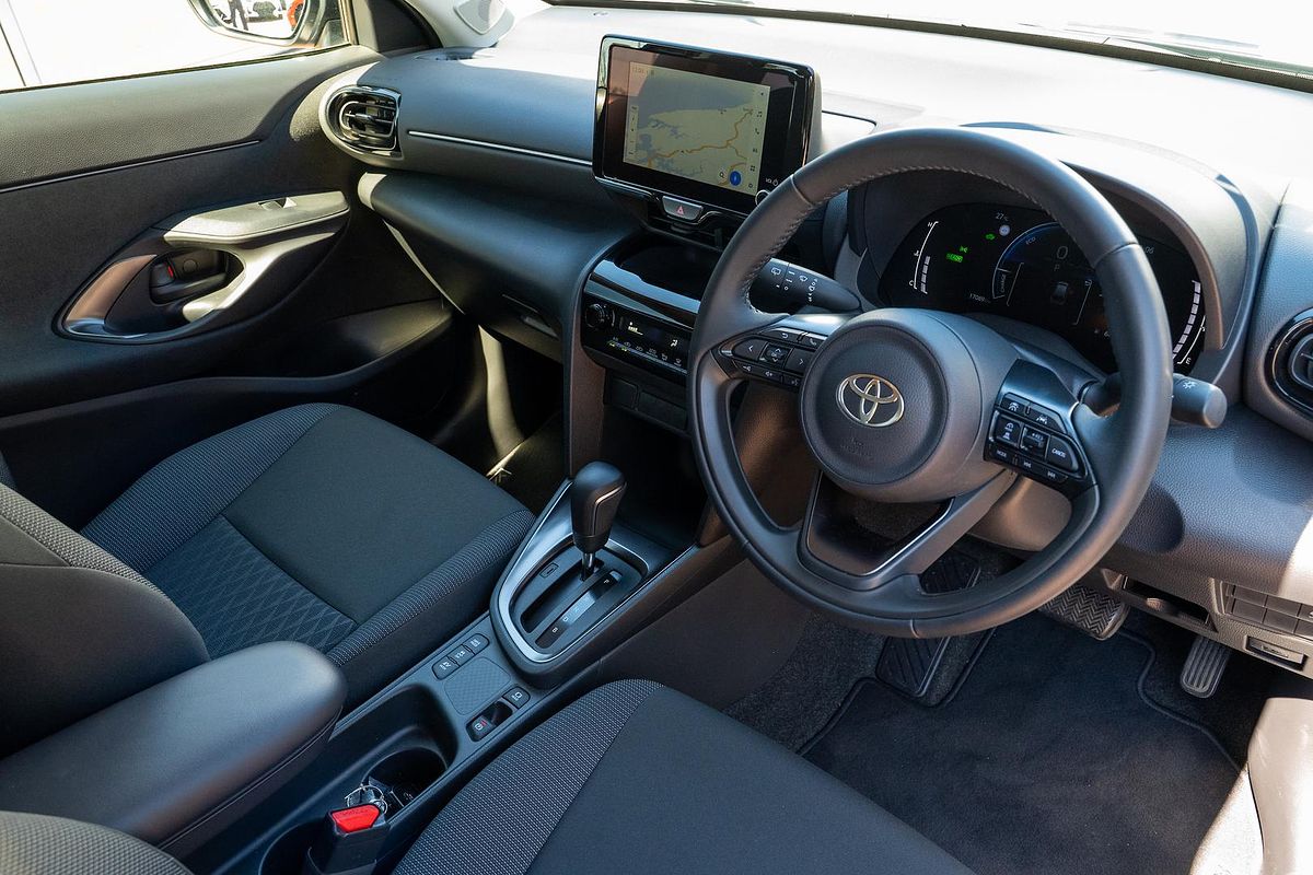 2024 Toyota Yaris Cross GXL MXPJ10R