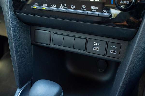 2024 Toyota Yaris Cross GXL MXPJ10R