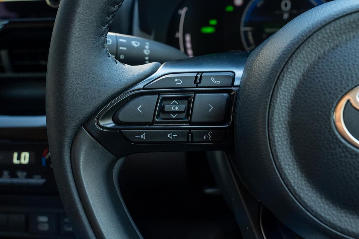 2024 Toyota Yaris Cross GXL MXPJ10R