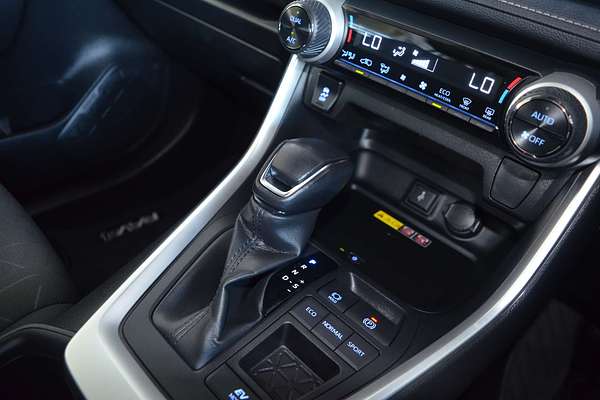 2022 Toyota RAV4 GXL AXAH52R