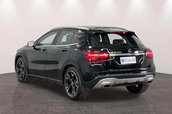 2018 Mercedes-Benz GLA-Class GLA250 X156