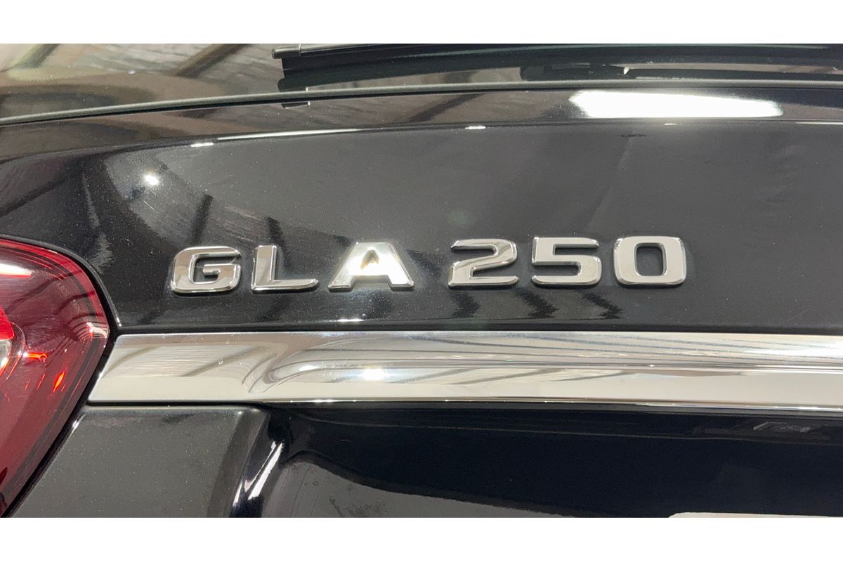 2018 Mercedes-Benz GLA-Class GLA250 X156