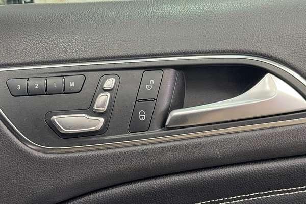2018 Mercedes-Benz GLA-Class GLA250 X156