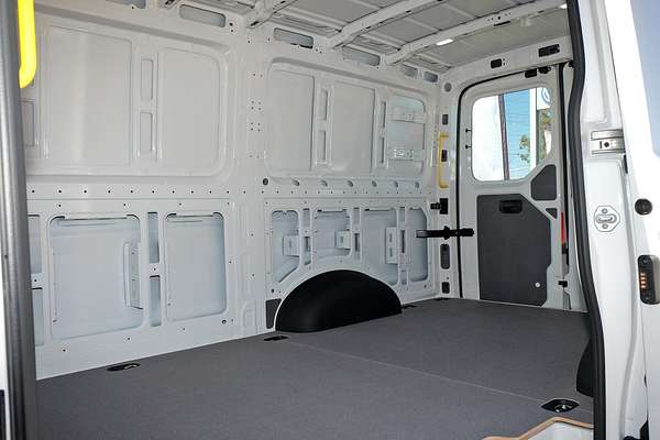 2025 Volkswagen Crafter 35 TDI410 SY1 MWB