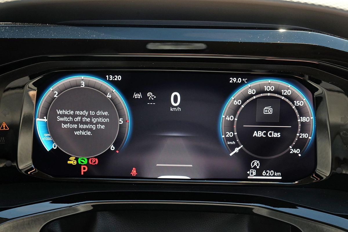 2025 Volkswagen Multivan TDI360 Life T7 SWB