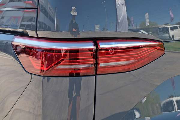 2025 Volkswagen Multivan TDI360 Life T7 SWB