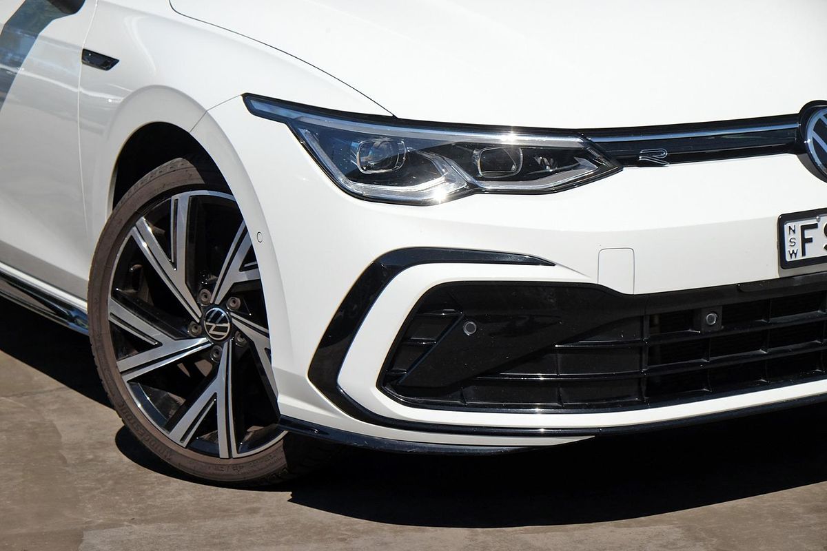 2022 Volkswagen Golf 110TSI R-Line 8
