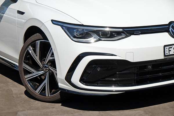 2022 Volkswagen Golf 110TSI R-Line 8